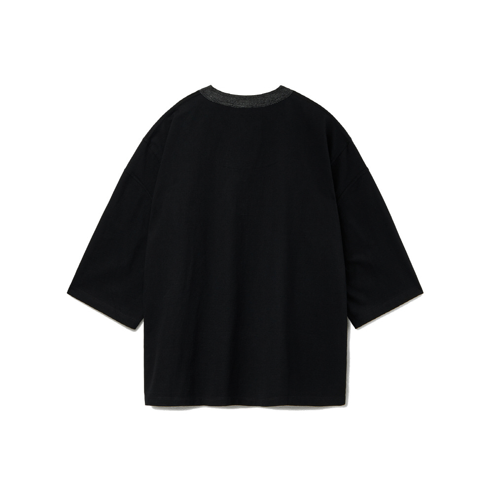 Color Scheme Capri T-Shirts Black